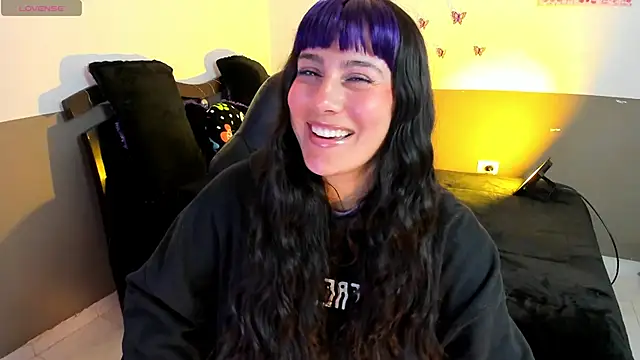 Monserrat Cute  online show from March 27, 3:12 am