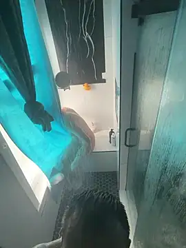 Snapshot of FunboyRockstar01 chatting on April 5, 5:43 pm FunboyRockstar01 online show from April 5, 5:43 pm