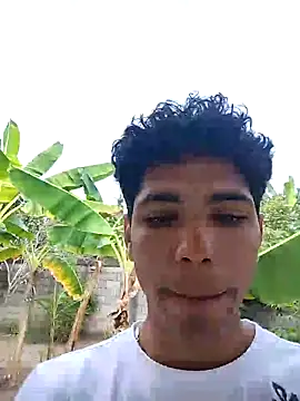 Alex Sweeting online show from February 5, 4:33 pm