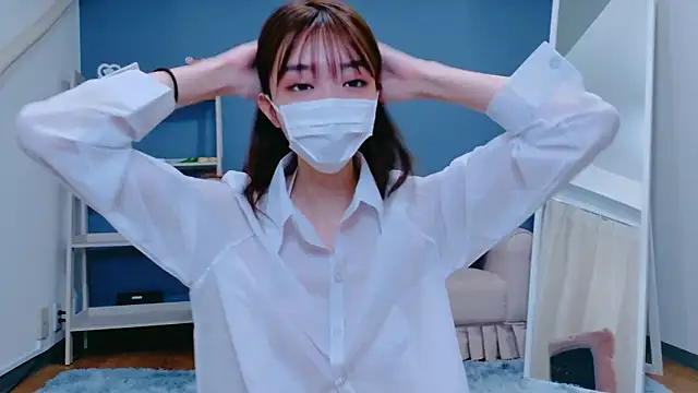 Snapshot of Sana-jpn chatting on March 1, 7:10 am Sana-jpn online show from March 1, 7:10 am