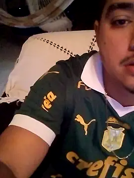 Snapshot of diegogomes2025 chatting on October 31, 6:47 am diegogomes2025 online show from October 31, 6:47 am