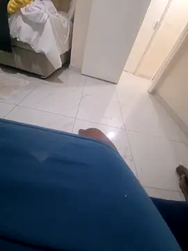 Snapshot of hotagogobb12020 chatting on November 4, 7:13 pm hotagogobb12020 online show from November 4, 7:13 pm