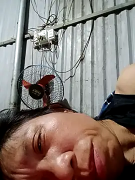 bella-la online show from November 14, 9:35 pm