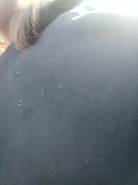 bella-la online show from December 2, 9:25 am