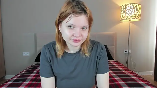 babyyullii online show from May 11, 1:44 am