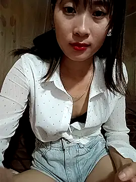 Em xinh01 online show from November 12, 5:24 pm