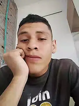 Snapshot of Yordiparra chatting on February 19, 3:08 pm Yordiparra online show from February 19, 3:08 pm