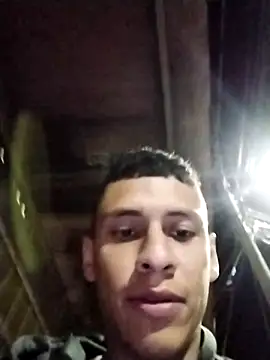 Snapshot of Yordiparra chatting on March 15, 5:46 am Yordiparra online show from March 15, 5:46 am