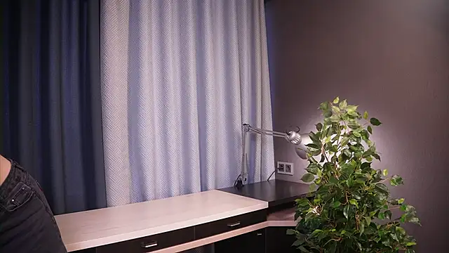 Snapshot of JulienneHauptman chatting on November 4, 9:41 am JulienneHauptman online show from November 4, 9:41 am