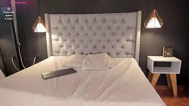 Snapshot of Angy-Avila chatting on January 11, 11:37 am Angy-Avila online show from January 11, 11:37 am