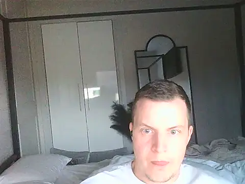 Snapshot of scotsman202513 chatting on October 27, 4:44 pm scotsman202513 online show from October 27, 4:44 pm