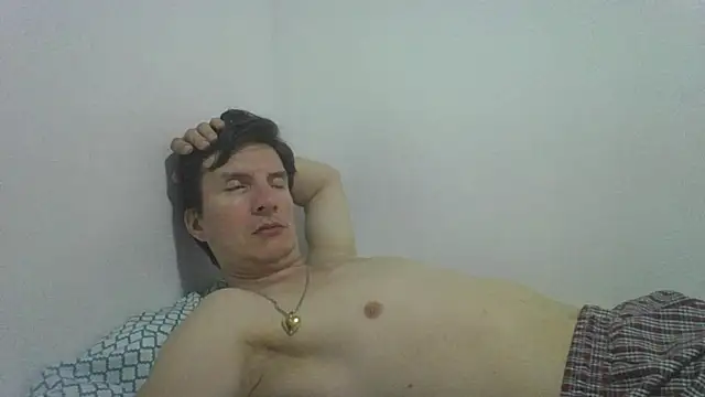 carliesexyman online show from December 4, 5:39 am