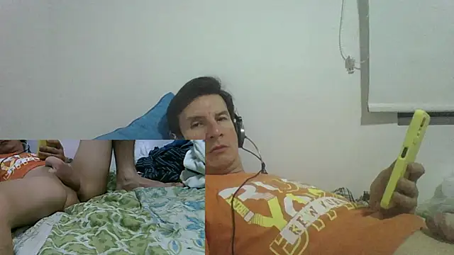 carliesexyman online show from December 23, 2:53 am