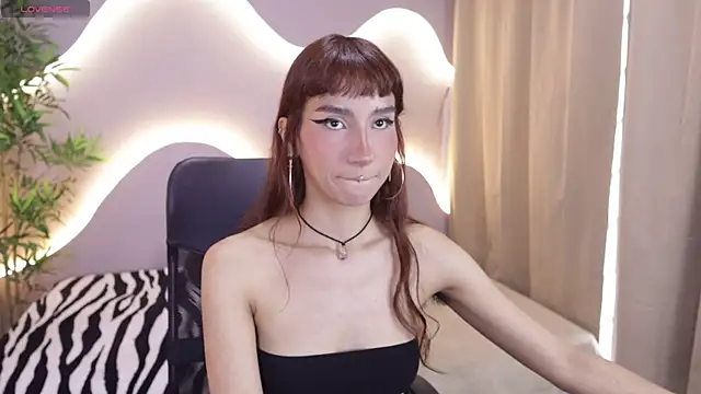 Meganpeach  online show from January 9, 12:41 pm