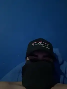 Snapshot of Carlitos_penerico chatting on October 29, 9:49 pm Carlitos penerico online show from October 29, 9:49 pm