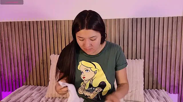 Snapshot of Maddy69a__ chatting on October 31, 3:57 pm Maddy69a online show from October 31, 3:57 pm