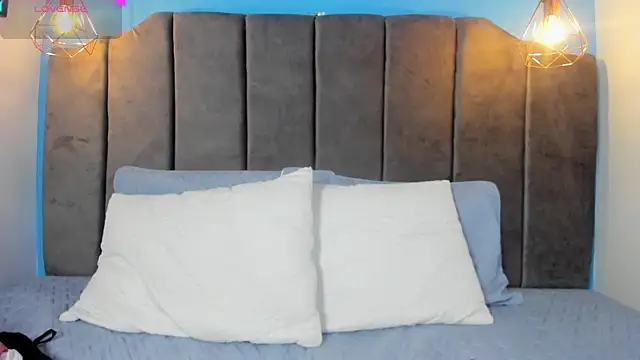 Paulinasilver online show from February 11, 12:32 pm