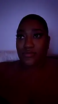 Snapshot of Thickumssss chatting on November 3, 5:09 am Thickumssss online show from November 3, 5:09 am