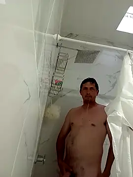 Snapshot of calitox1995 chatting on November 3, 9:27 pm calitox1995 online show from November 3, 9:27 pm