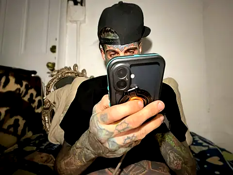 Dyskizly online show from December 21, 8:05 pm