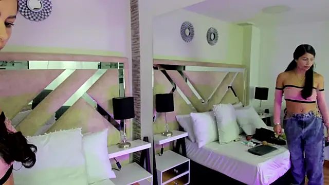 Snapshot of Kim_Luna1 chatting on February 18, 3:13 am Kim Luna1 online show from February 18, 3:13 am