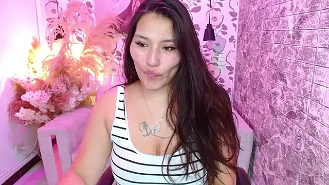 emmaa garciia online show from March 7, 3:14 am