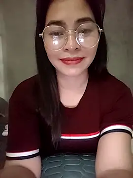 Bamboo-niee123 online show from May 8, 6:24 pm