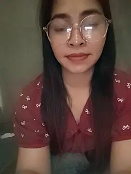 Bamboo-niee123 online show from May 9, 6:57 pm