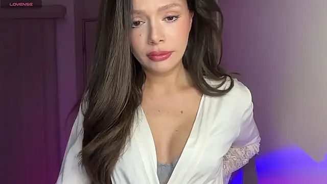 Lisa Graham online show from February 6, 4:39 am