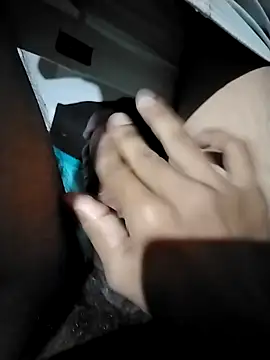 Snapshot of Sudda1199 chatting on December 20, 2:57 pm Sudda1199 online show from December 20, 2:57 pm