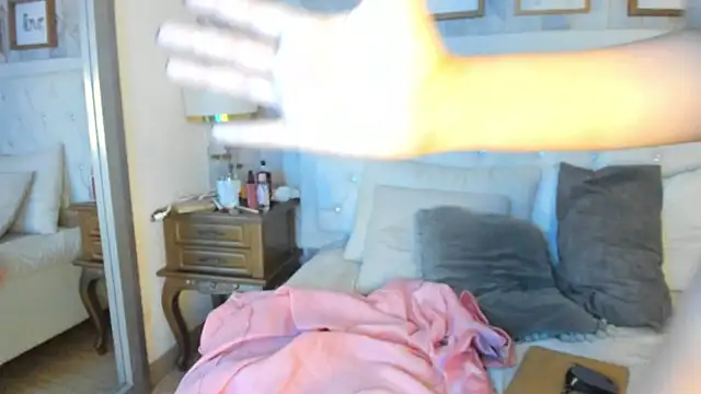 scarlett thompson 7 online show from November 10, 3:05 am