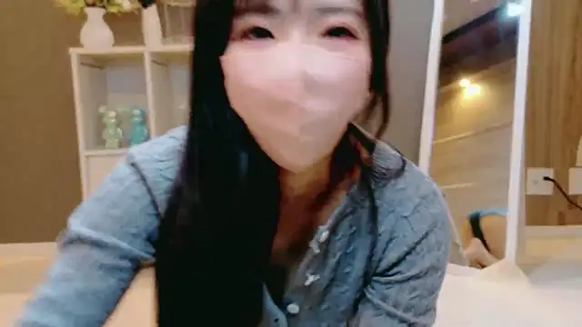 Snapshot of Mimi-Dreammood chatting on November 23, 9:58 pm Mimi-Dreammood online show from November 23, 9:58 pm