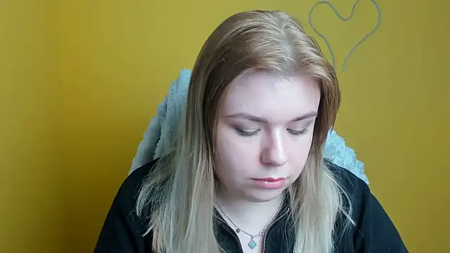 Snapshot of SusannaNight chatting on December 1, 12:32 pm SusannaNight online show from December 1, 12:32 pm