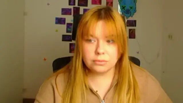 Snapshot of SusannaNight chatting on February 4, 12:22 pm SusannaNight online show from February 4, 12:22 pm