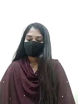 Green LaDY66 online show from November 16, 8:31 am