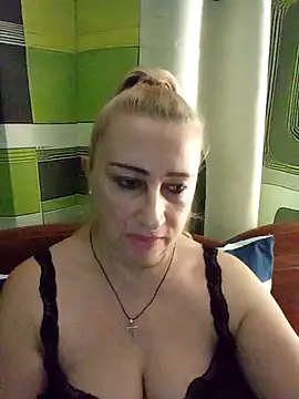 Esenia505 online show from December 16, 3:11 am