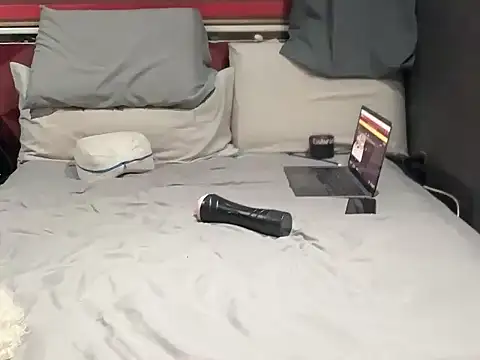 Snapshot of Bbydaddy_0 chatting on December 16, 12:15 am Bbydaddy 0 online show from December 16, 12:15 am