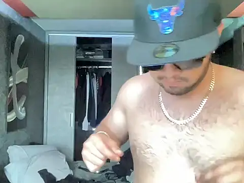 Snapshot of Bbydaddy_0 chatting on July 5, 12:34 pm Bbydaddy 0 online show from July 5, 12:34 pm