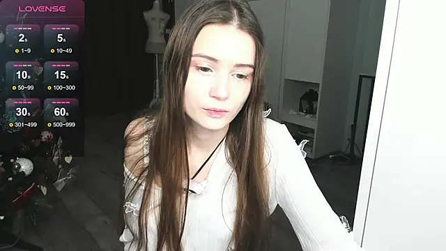 Hana Flo  online show from January 9, 2:42 pm