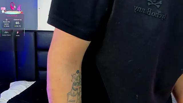 Snapshot of Duolust1 chatting on October 30, 11:55 am Duolust1 online show from October 30, 11:55 am