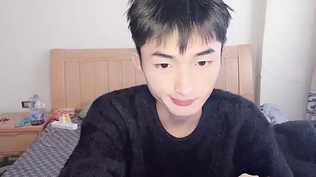 N228 online show from December 3, 7:49 am