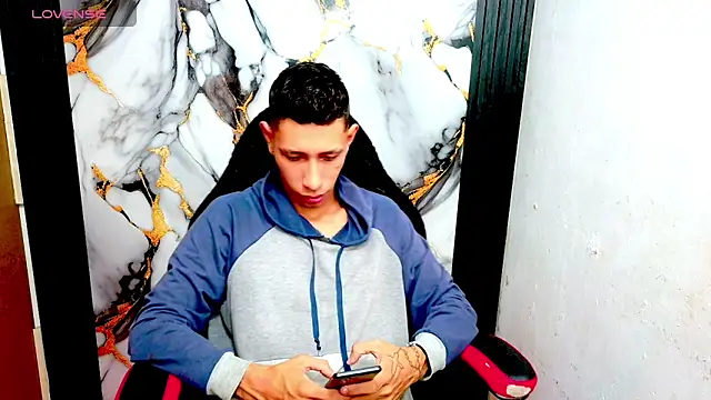 The latin boy online show from February 2, 2:10 am