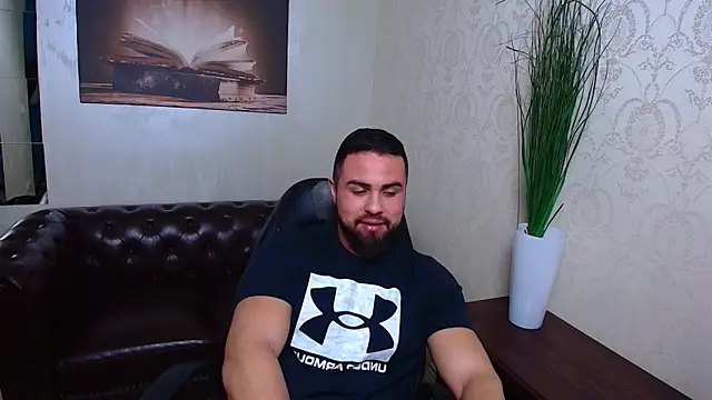 HayesWood online show from February 2, 6:23 am