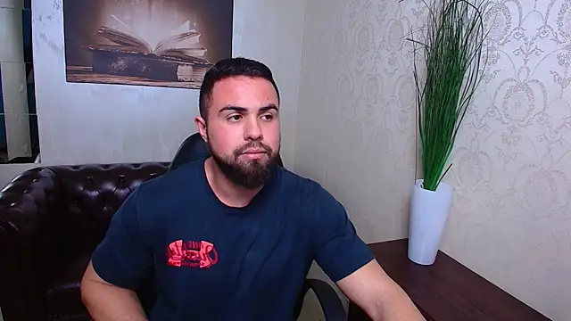 HayesWood online show from February 4, 5:46 am