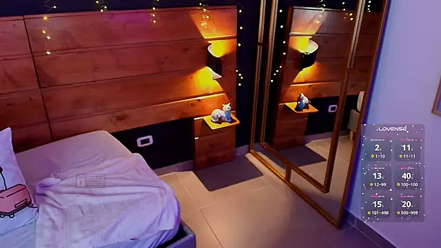 Snapshot of milena_kiitty chatting on March 6, 11:06 am milena kiitty online show from March 6, 11:06 am