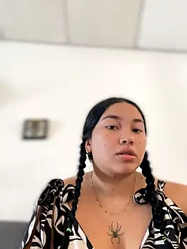 Vickybon online show from November 29, 1:25 pm