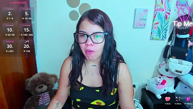 Emma boo online show from December 1, 3:50 pm