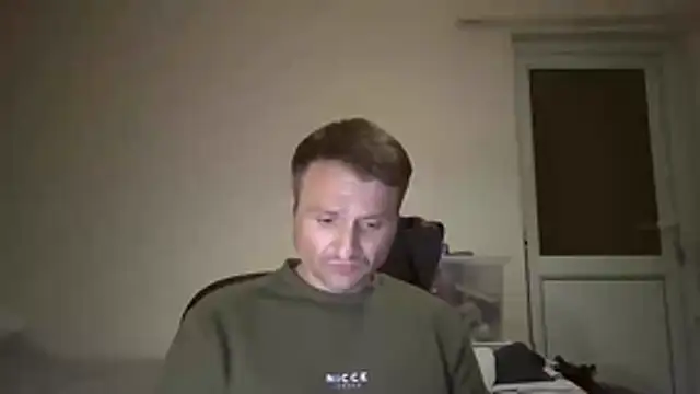 Snapshot of Caliguy36 chatting on June 5, 1:34 am Caliguy36 online show from June 5, 1:34 am