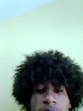 Snapshot of skinniyGabriel chatting on November 7, 12:27 pm skinniyGabriel online show from November 7, 12:27 pm