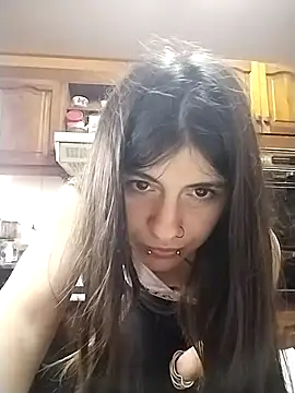 Snapshot of Bad0ll_3 chatting on October 30, 5:57 pm Bad0ll 3 online show from October 30, 5:57 pm